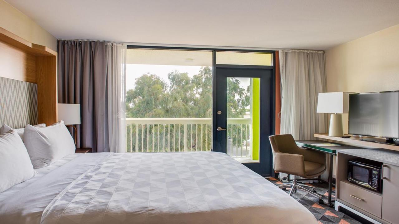 Holiday Inn Phoenix-Mesa Chandler By Ihg מראה חיצוני תמונה