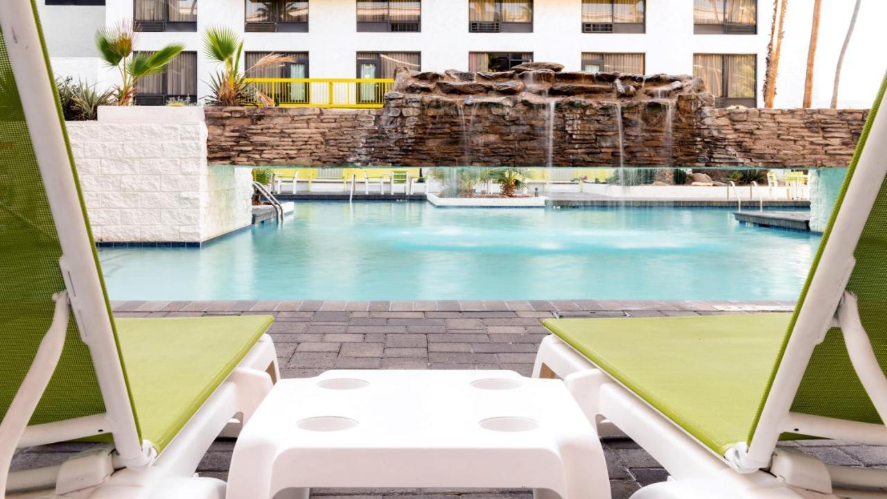 Holiday Inn Phoenix-Mesa Chandler By Ihg מראה חיצוני תמונה