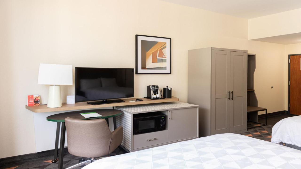Holiday Inn Phoenix-Mesa Chandler By Ihg מראה חיצוני תמונה